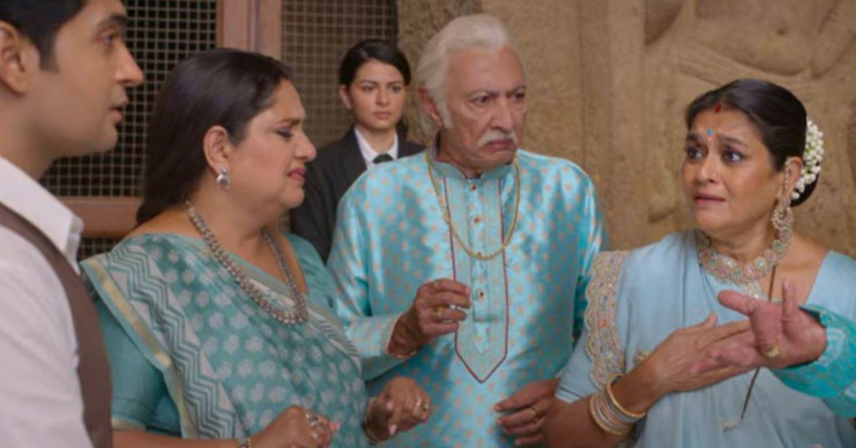 Stunning Ensemble Of Khichdi 2