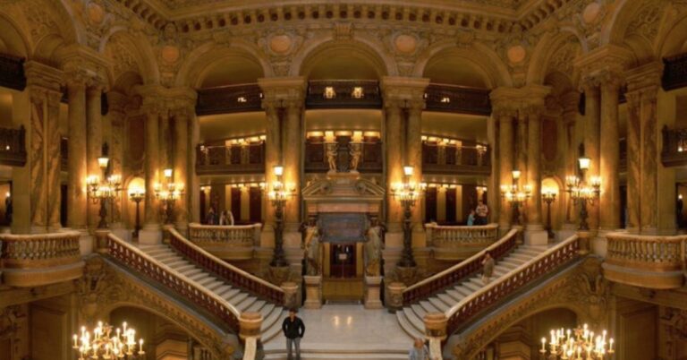 The Power of Online Communities: Celebrating 400 Supporters and Encouraging Support for Creators