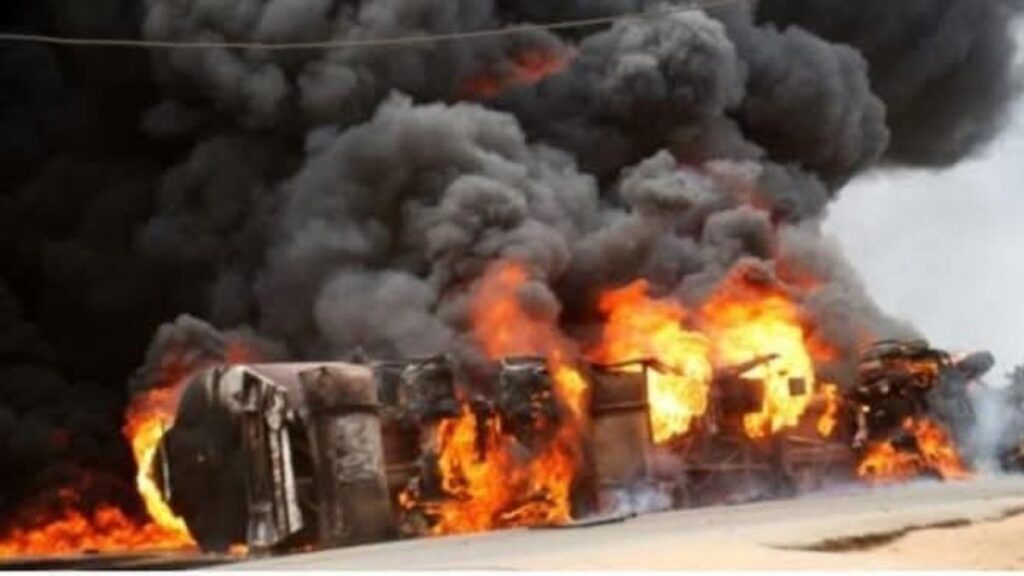 Massive Fire in Jaipur: Gas Tanker Explosion Kills 7, Injures 100, 70 Vehicles Destroyed