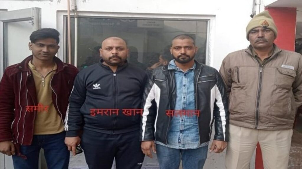 Three arrested for fake baldness treatment scam in India